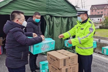 抗击疫情  888集团电子游戏在行动