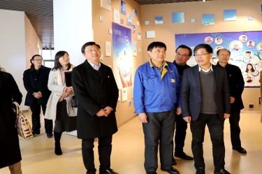 2020年1月3日，时任浙江省民政厅党组成员、副厅长江宇莅临888集团电子游戏纸业调研企业发展情况、党建工作